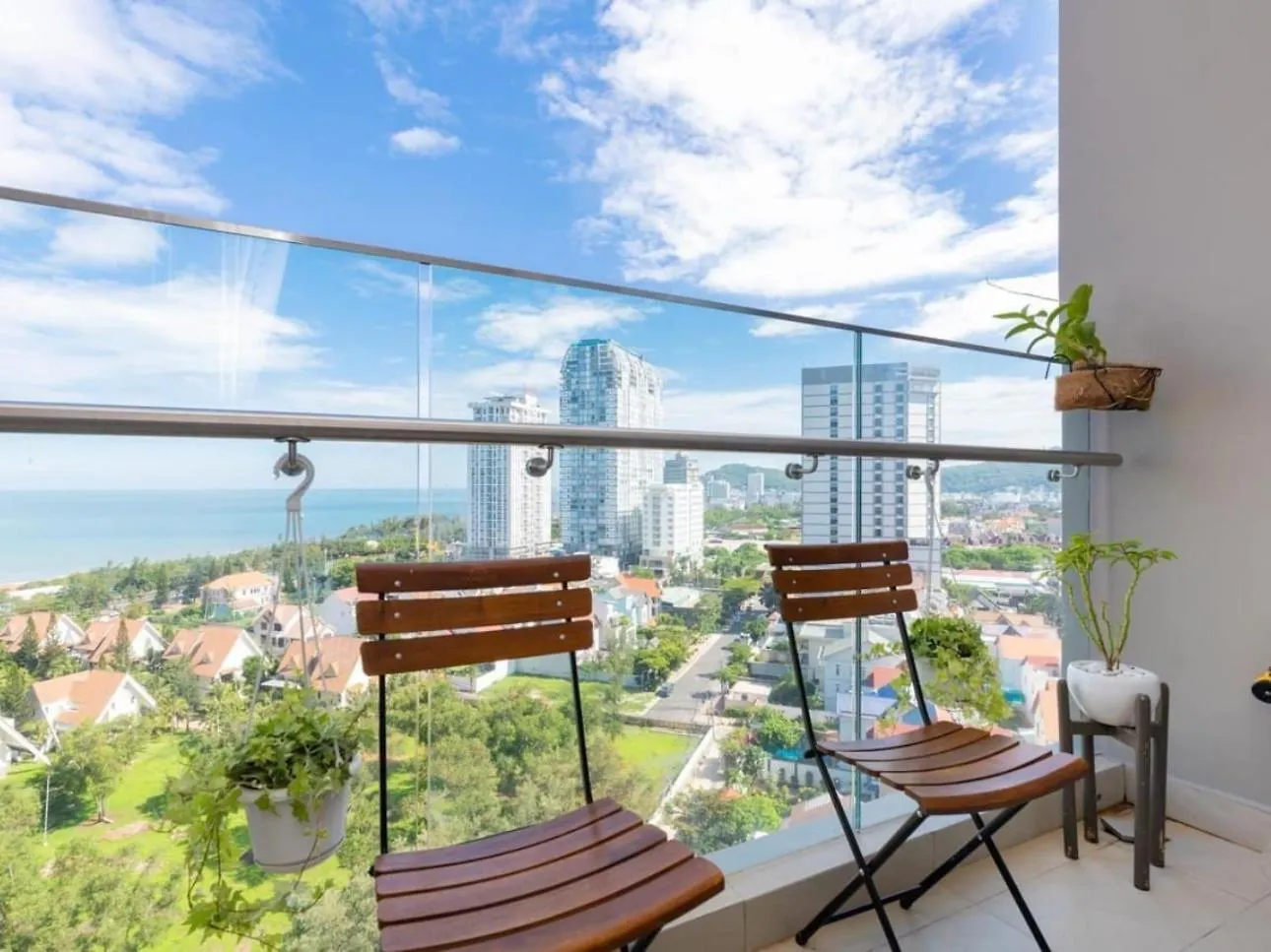 Can Ho The Song Vung Tau - Ho Boi Vo Cuc Free Apartment Vietnam